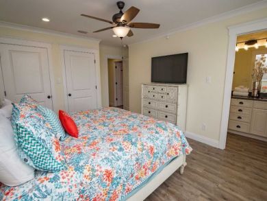 Gulf Shores Vacation Home Sleeps Thirty Guests.