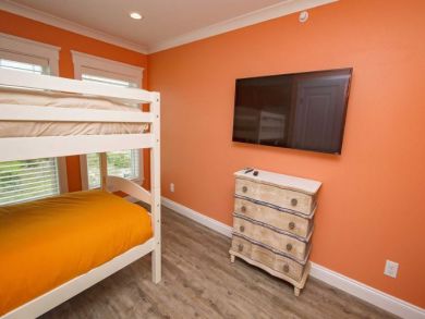 Gulf Shores Vacation Home Sleeps Thirty Guests.