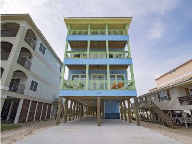 Gulf Shores Vacation Home Sleeps Thirty Guests.