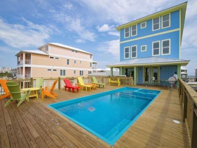 Gulf Shores Vacation Home Sleeps Thirty Guests.