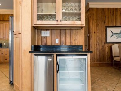 Orange Beach Vacation Home Sleeps Thirty Guests.