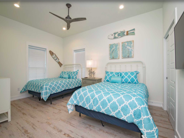 Spacious Beachfront Retreat with Stunning Gulf views