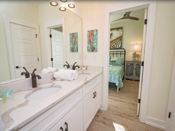 Spacious Beachfront Retreat with Stunning Gulf views
