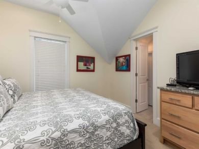 Orange Beach Vacation Home Sleeps Thirty Two Guests. Orange Beach Vacation Home Sleeps Thirty Two Guests.