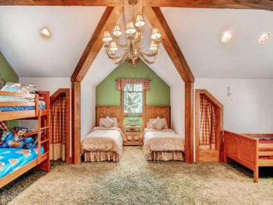 Avon Luxury 7 Bedrooms Vacation Home