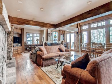 Avon Luxury 7 Bedrooms Vacation Home