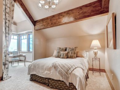 Avon Luxury 7 Bedrooms Vacation Home
