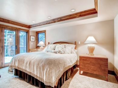 Avon Luxury 7 Bedrooms Vacation Home