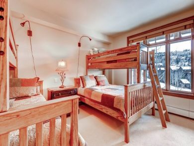 Bachelor Gulch Vacation Condo Sleeps Twelve Guests.