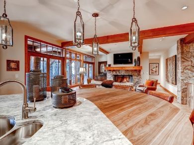 Bachelor Gulch Vacation Condo Sleeps Twelve Guests.