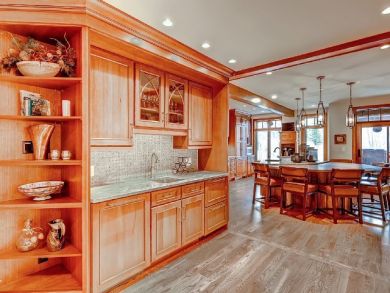 Bachelor Gulch Vacation Condo Sleeps Twelve Guests.