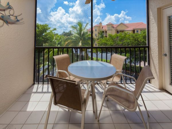 Fort Myers Vacation Condo 1 Bedroom & Pool