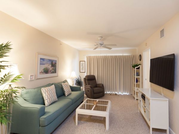 Fort Myers Vacation Condo 1 Bedroom & Pool