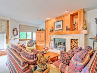 Beaver Creek Vacation Condo Sleeps Twelve Guests.