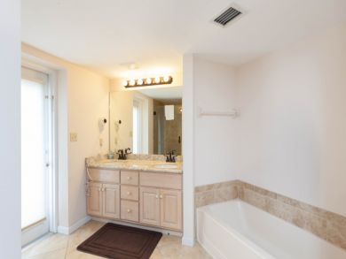Fort Myers Condo 920903 Fort Myers Condo 920903