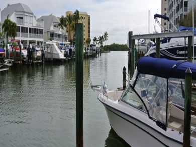 Fort Myers Condo 920911