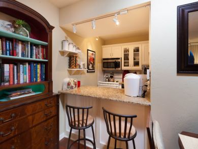 Naples Condo 920925
