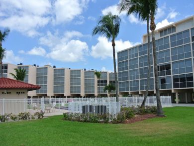 Super Value Naples Accommodation