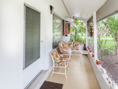 Naples Home 920944 Naples Home 920944