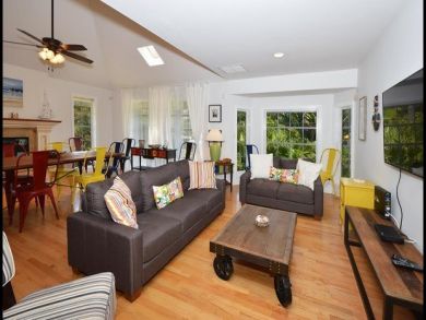 Naples Home 920946