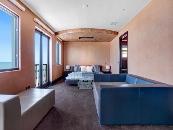 Bonita Spring On Beach Luxury 5 Bedroom Vacation Home