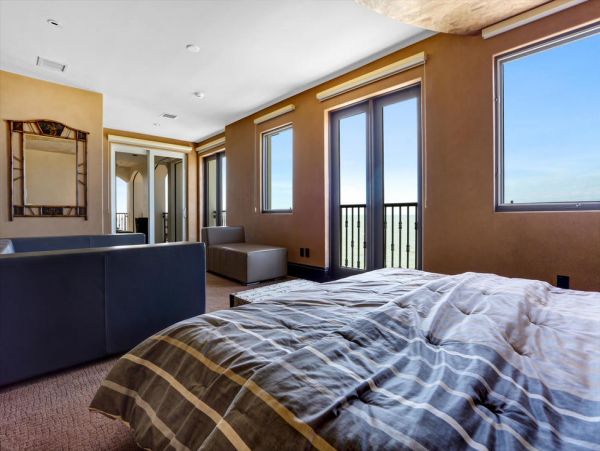 Bonita Spring On Beach Luxury 5 Bedroom Vacation Home