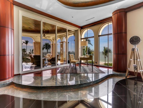 Bonita Spring On Beach Luxury 5 Bedroom Vacation Home