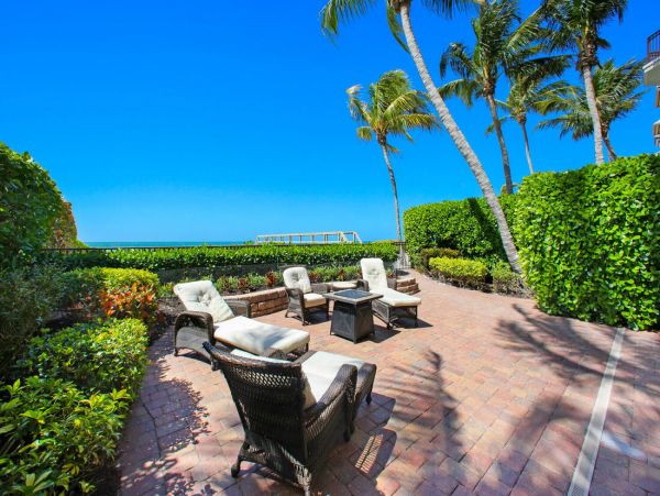 Stunning Beachfront Luxury Home in Bonita Springs
