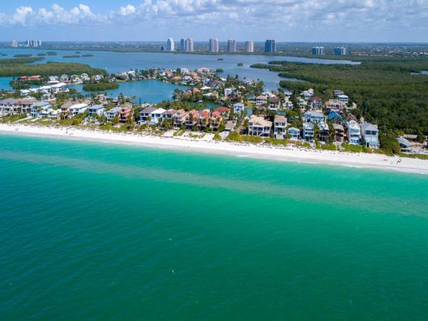 Stunning Beachfront Luxury Home in Bonita Springs