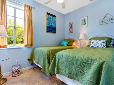Naples Home 920970