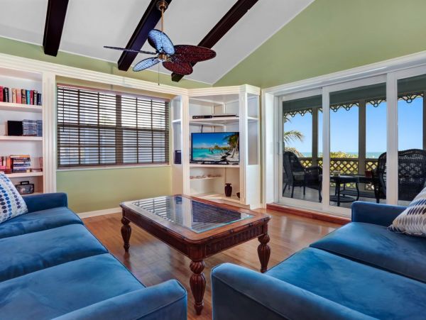Bonita Beach 4 Bedroom Gulf Front Vacation Home Sleeps 8