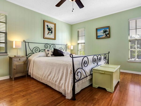 Bonita Beach 4 Bedroom Gulf Front Vacation Home Sleeps 8