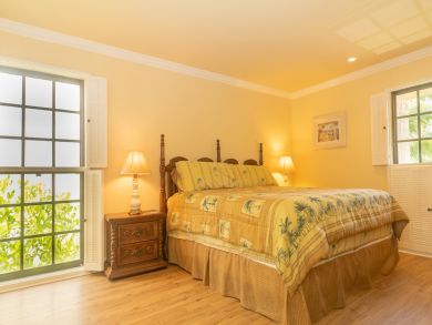 Naples Home 920978