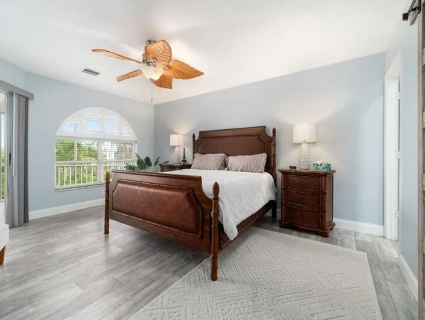 Bonita Springs Four Bedroom Vacation Home on the Canal