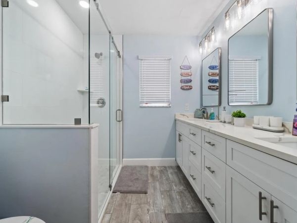 Bonita Springs Four Bedroom Vacation Home on the Canal