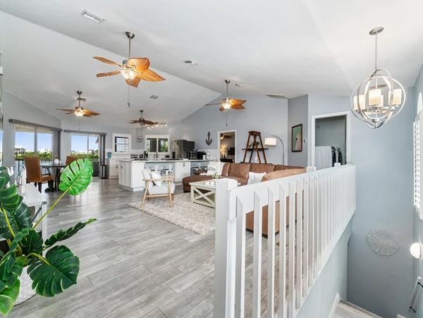 Bonita Springs Four Bedroom Vacation Home on the Canal