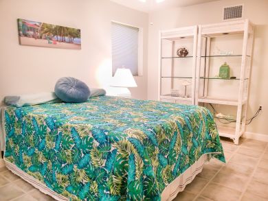 Naples Home 920988
