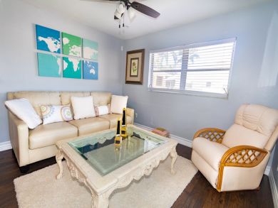 Naples Home 920989