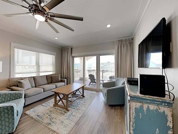 Gulf Shores Vacation Home Sleeps Twenty Guests