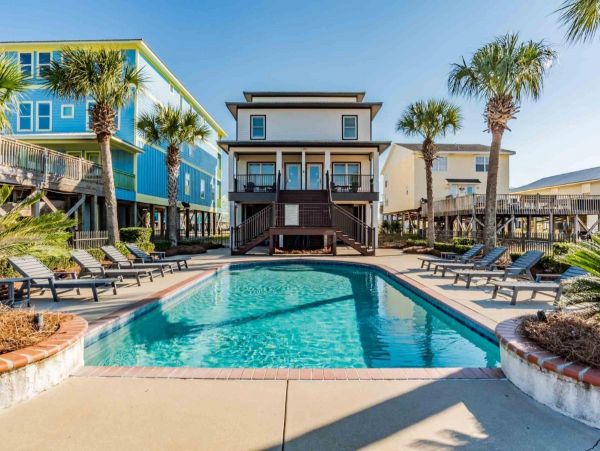 Gulf Shores Vacation Home Sleeps Twenty Guests