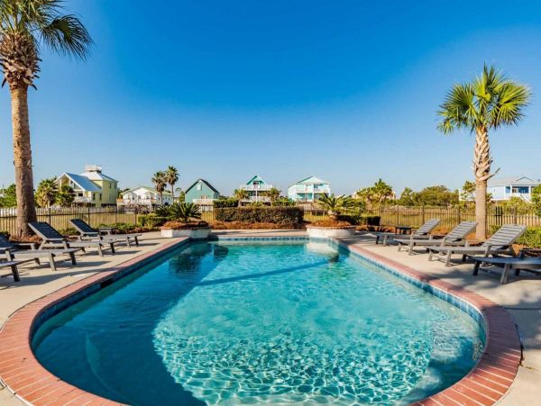 Gulf Shores Vacation Home Sleeps Twenty Guests