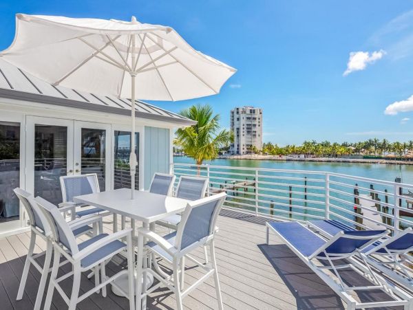 Key Colony Beach Three Bedroom Vacation Home with Bay Views