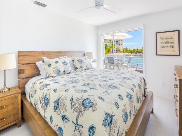 Key Colony Beach Three Bedroom Vacation Home with Bay Views