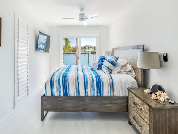 Key Colony Beach Three Bedroom Vacation Home with Bay Views
