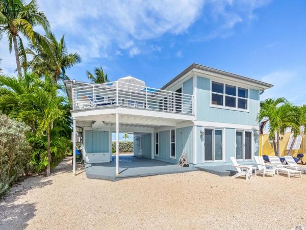 Key Colony Beach Three Bedroom Vacation Home with Bay Views