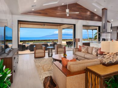 Lahaina Luxury Ocean Front Home