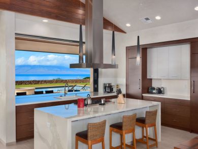 Lahaina Luxury Ocean Front Home