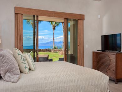Lahaina Luxury Ocean Front Home