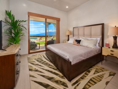 Lahaina Luxury Ocean Front Home