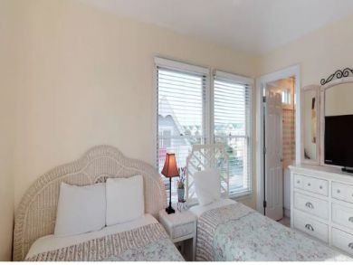 Gulf Shores Vacation home Sleeps Thirty Four Guests.